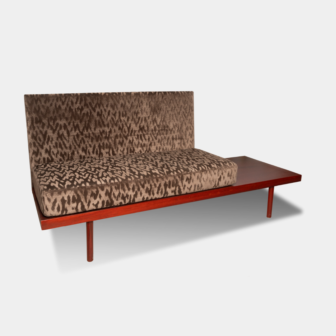 Red is Padukh - Diwan - Image 2