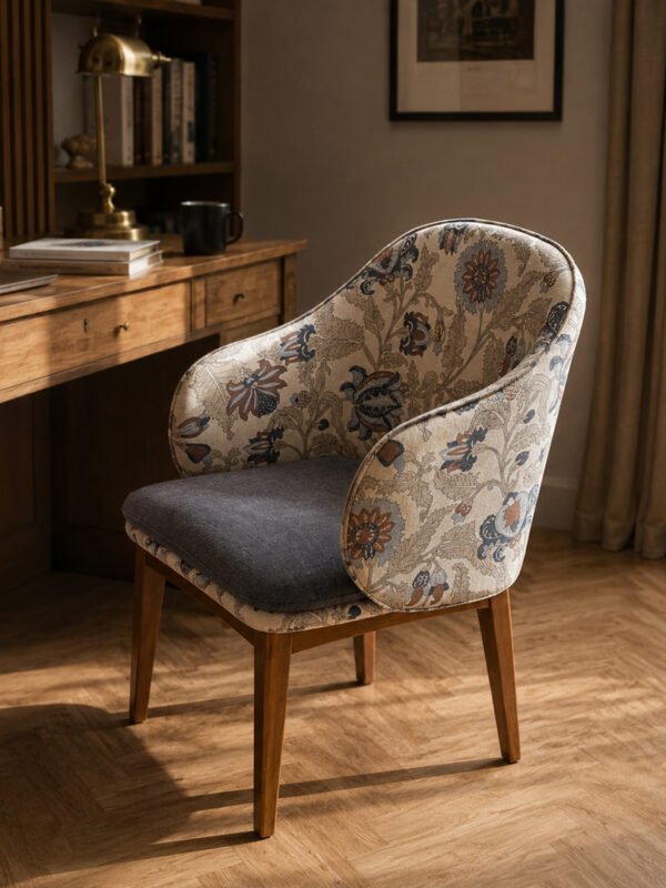 Sturdy Lee - Chair