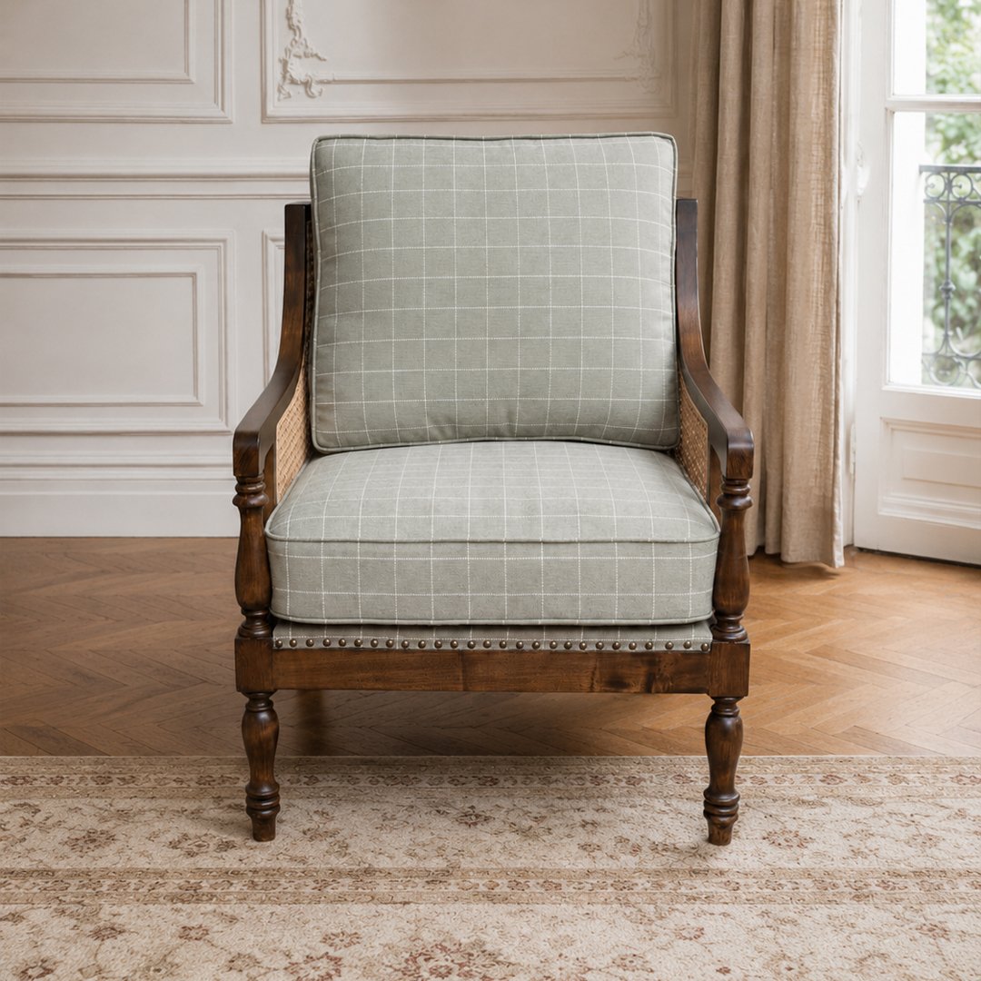 Classical Comfort Arm Chair